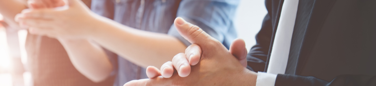 What is the best way to give employee recognition